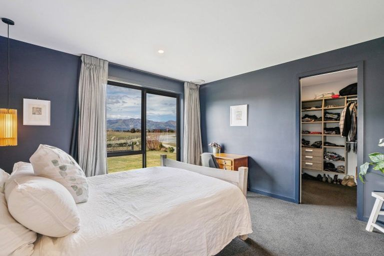 Photo of property in 4 Pounamu Avenue, Albert Town, Wanaka, 9305