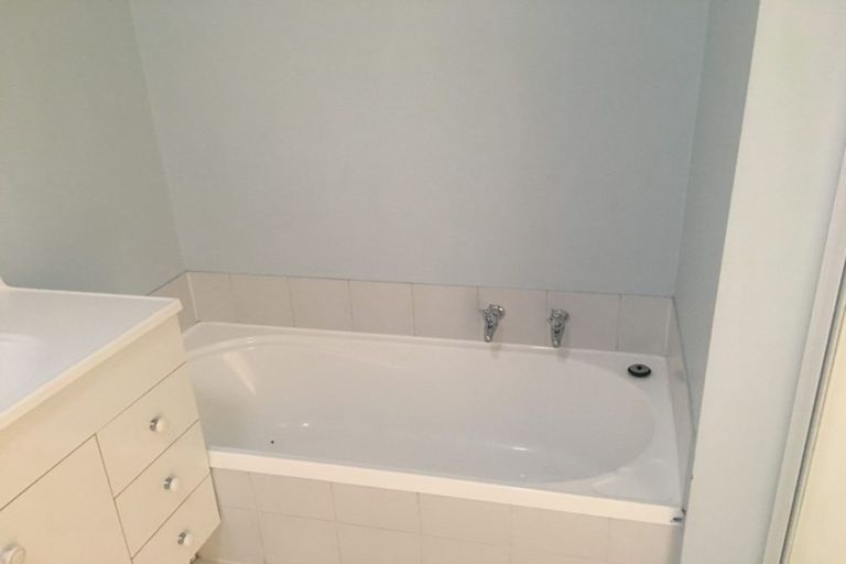 Photo of property in 2/5 Cross Street, Phillipstown, Christchurch, 8011