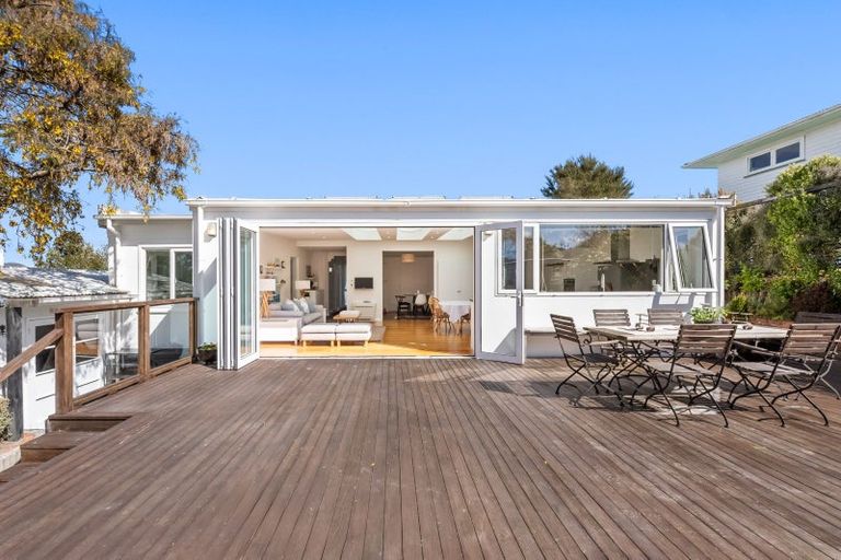 Photo of property in 48 Gurney Road, Kelson, Lower Hutt, 5010