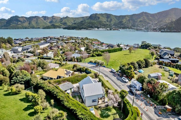 Photo of property in 124 Marine Drive, Diamond Harbour,  8971
