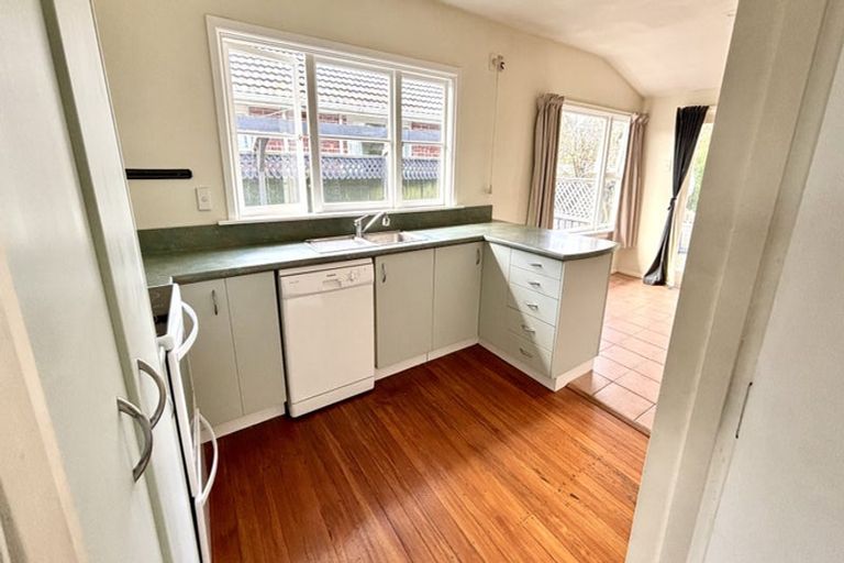 Photo of property in 240 Greers Road, Bryndwr, Christchurch, 8053