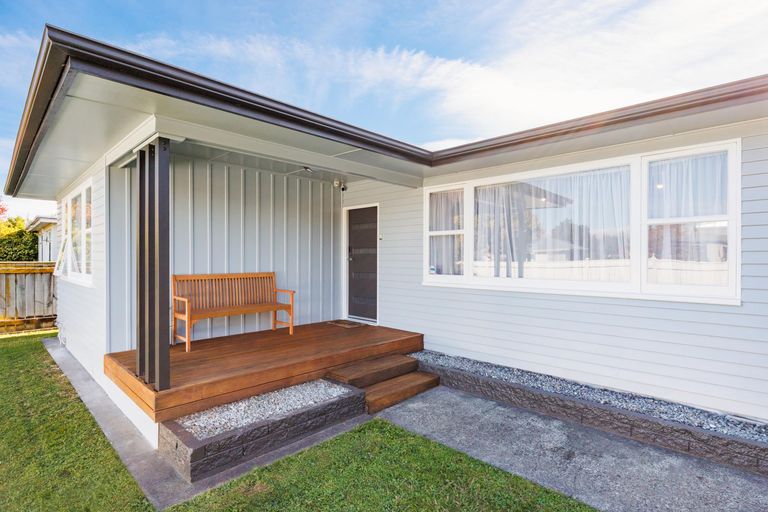 Photo of property in 7 Liverpool Street, Takaro, Palmerston North, 4412