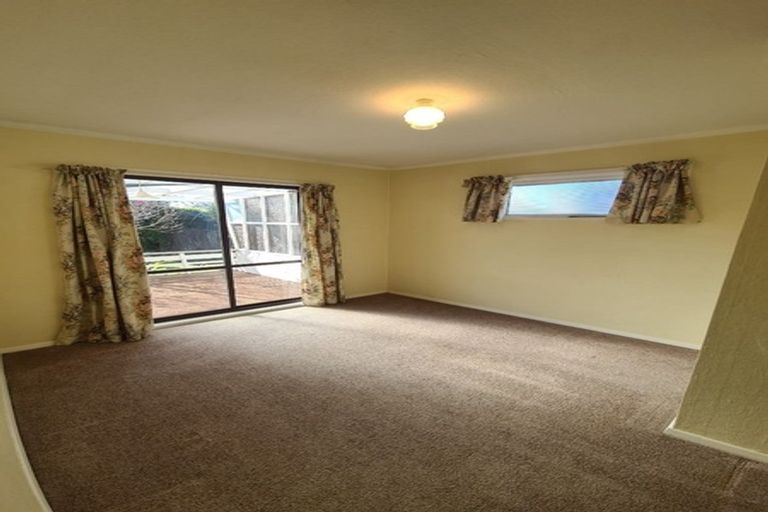 Photo of property in 52 Trafalgar Street, Levin, 5510