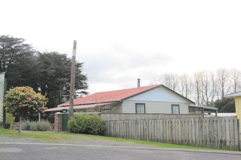 Photo of property in 576 Page Street, Stratford, 4332