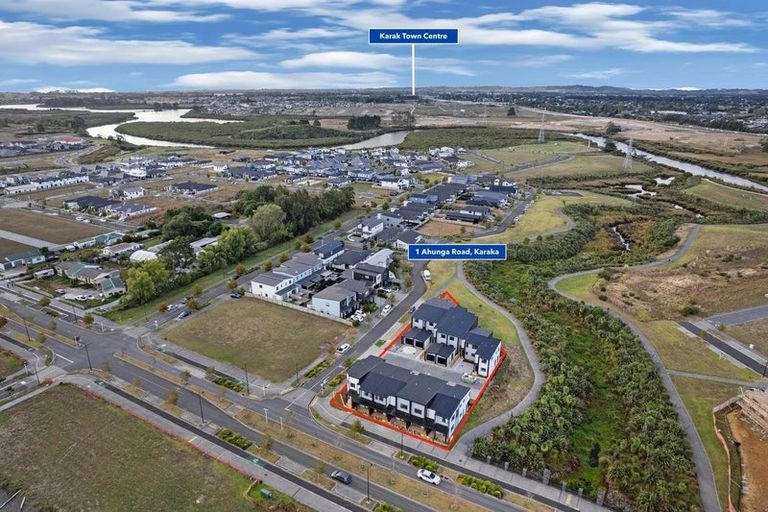 Photo of property in 1 Ahunga Road, Karaka, Papakura, 2113