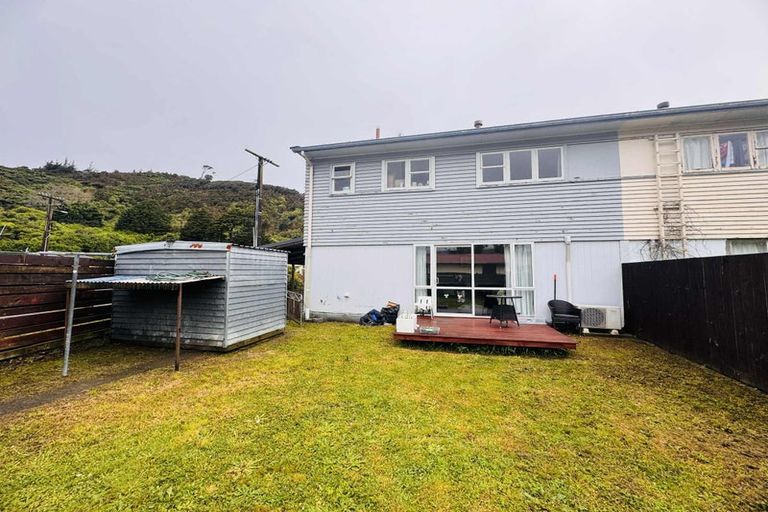 Photo of property in 2/18 Eldon Grove, Taita, Lower Hutt, 5019