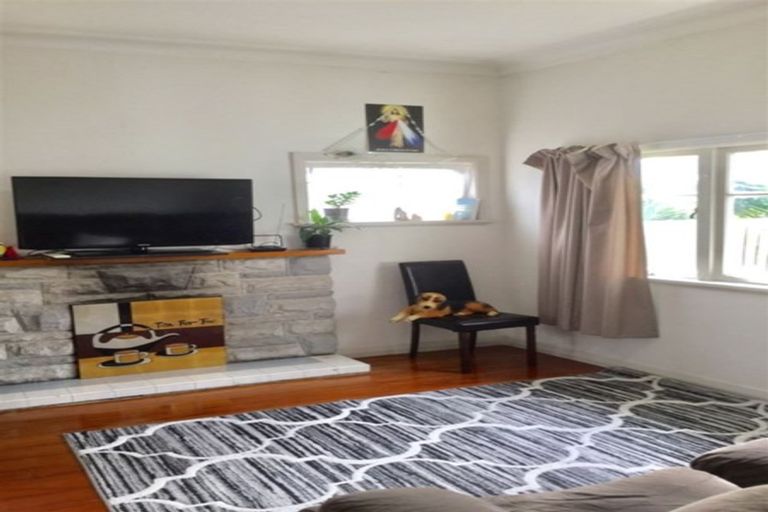 Photo of property in 139 Portage Road, New Lynn, Auckland, 0600