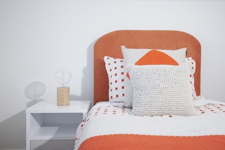 Photo of property in 66 Taikura Avenue, Red Beach, 0932