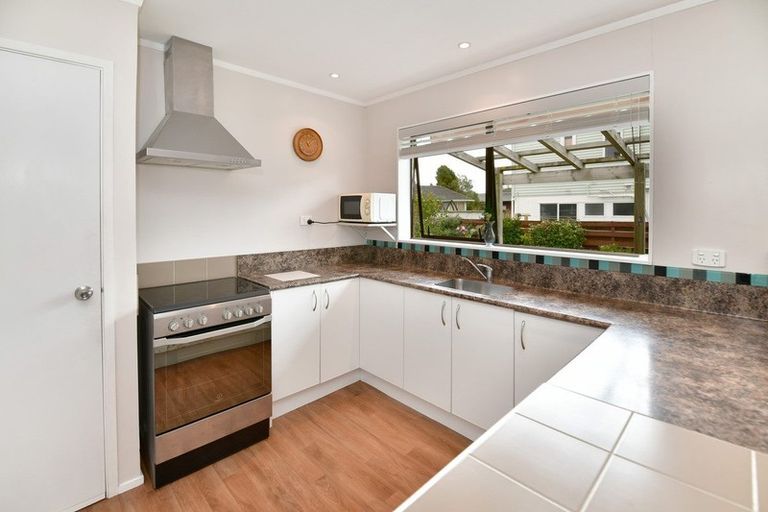 Photo of property in 1/438 Hibiscus Coast Highway, Orewa, 0931