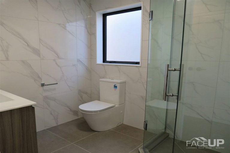 Photo of property in 16 Hea Road, Hobsonville, Auckland, 0616