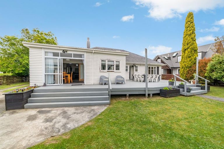Photo of property in 11 Golders Road, Elderslea, Upper Hutt, 5018