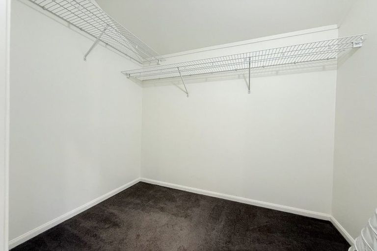 Photo of property in 60 Futuna Close, Karori, Wellington, 6012