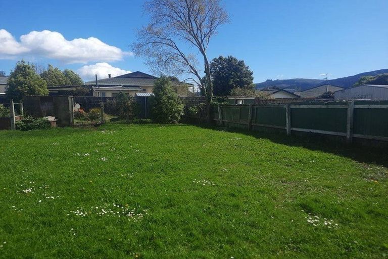 Photo of property in 22 Bristol Street, Trentham, Upper Hutt, 5018