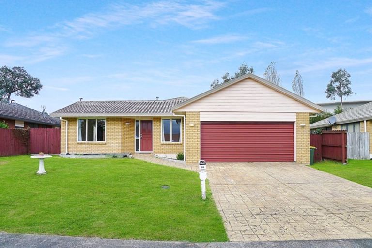 Photo of property in 104 Kingdale Road, Henderson, Auckland, 0610