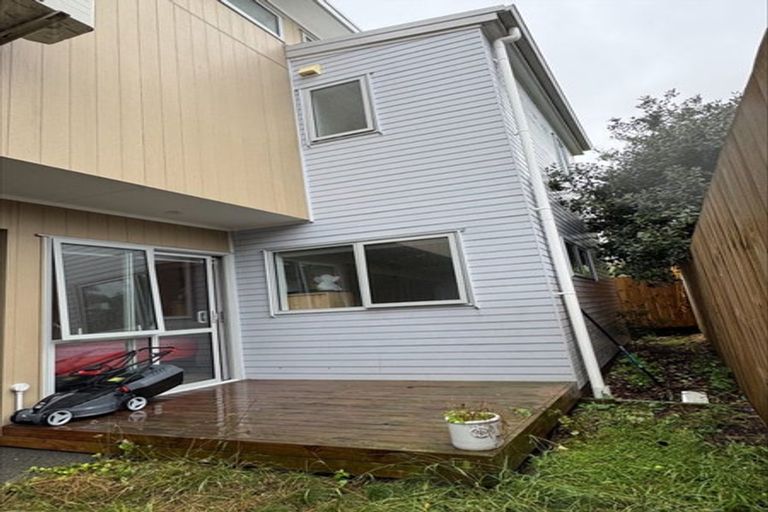 Photo of property in 13e Sealord Place, Clendon Park, Auckland, 2103