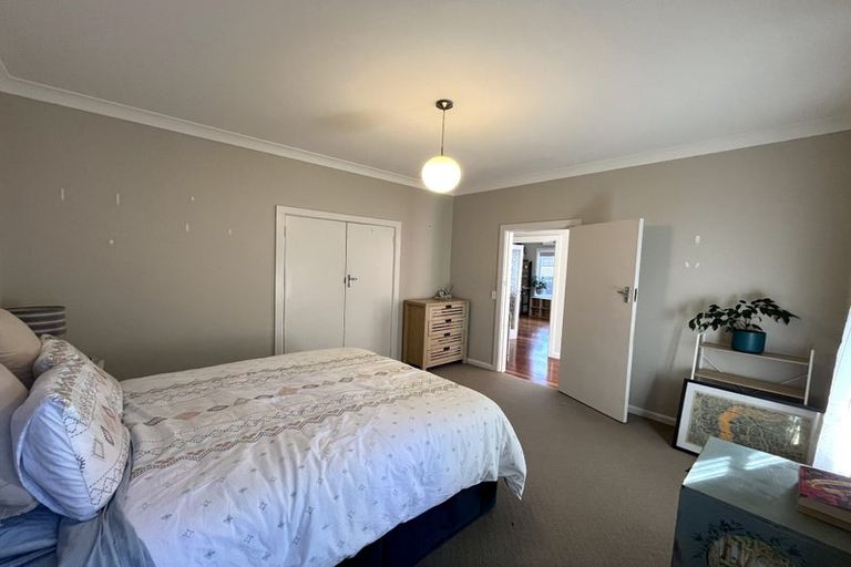 Photo of property in 122 Hamilton Road, Hataitai, Wellington, 6021