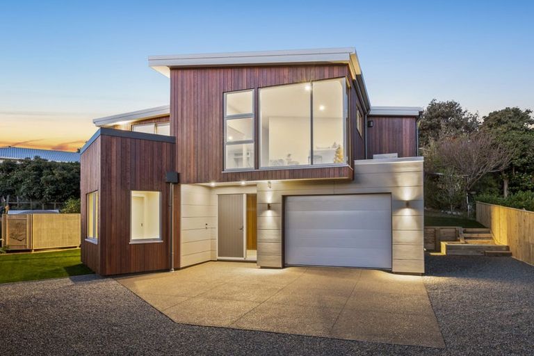 Photo of property in 1a Martin Road, Paraparaumu Beach, Paraparaumu, 5032