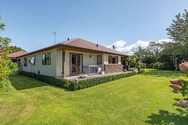 Photo of property in 39 Reading Street, Greytown, 5712