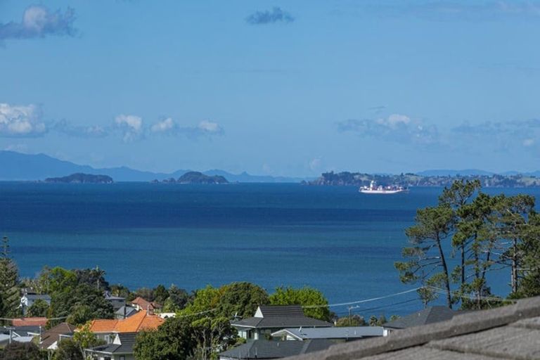 Photo of property in 235b East Coast Road, Mairangi Bay, Auckland, 0630