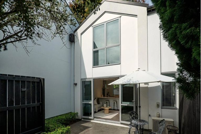 Photo of property in 160d Rossall Street, Merivale, Christchurch, 8014