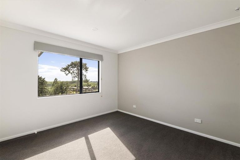 Photo of property in 139 Ostrich Farm Road, Pukekohe, 2676