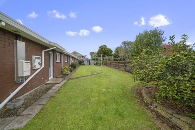 Photo of property in 11 Matai Place, Hawera, 4610