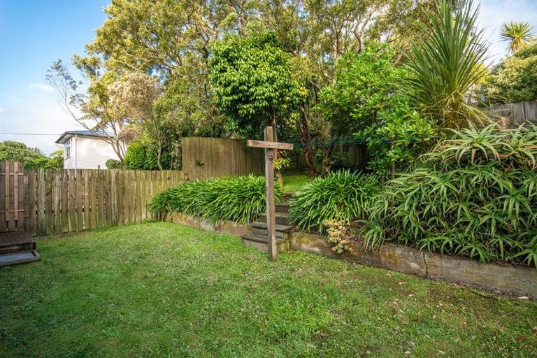 Photo of property in 79 Clifford Road, Johnsonville, Wellington, 6037