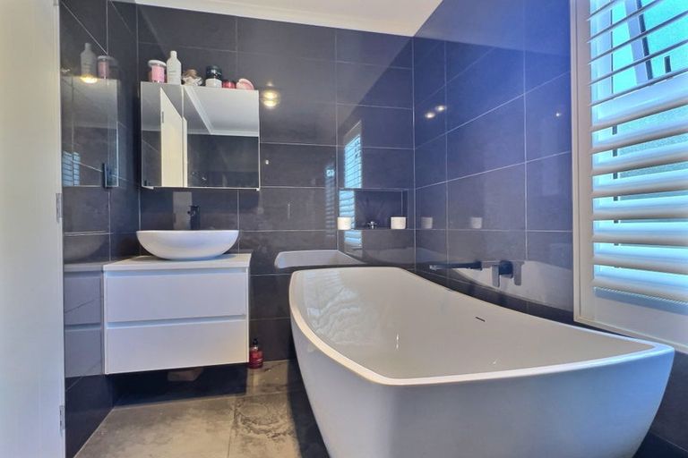 Photo of property in 11 Arabella Way, Waipukurau, 4200