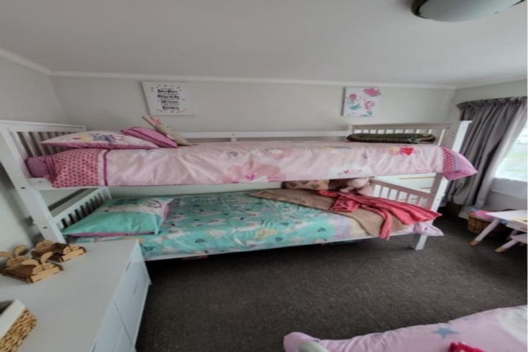 Photo of property in 8 Sussex Street, Levin, 5510