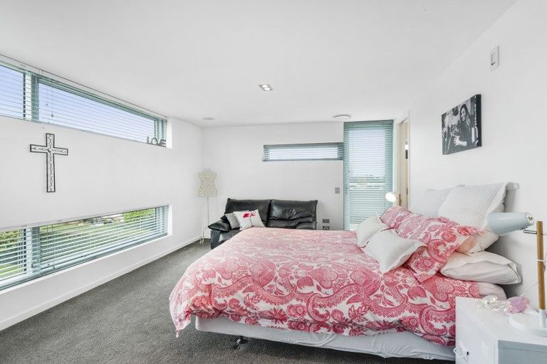 Photo of property in 14 Palmview Drive, Rangiora, 7400