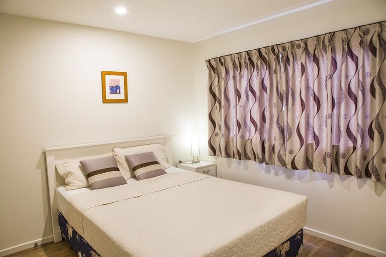 Photo of property in 17e Balmain Road, Birkenhead, Auckland, 0626