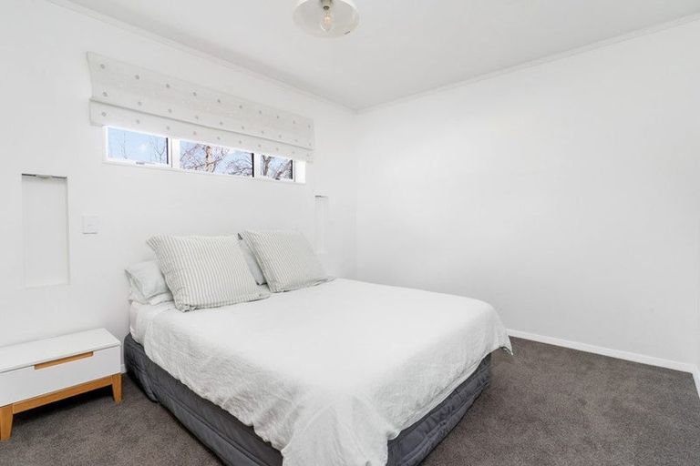 Photo of property in 144 Wairakei Road, Bryndwr, Christchurch, 8053