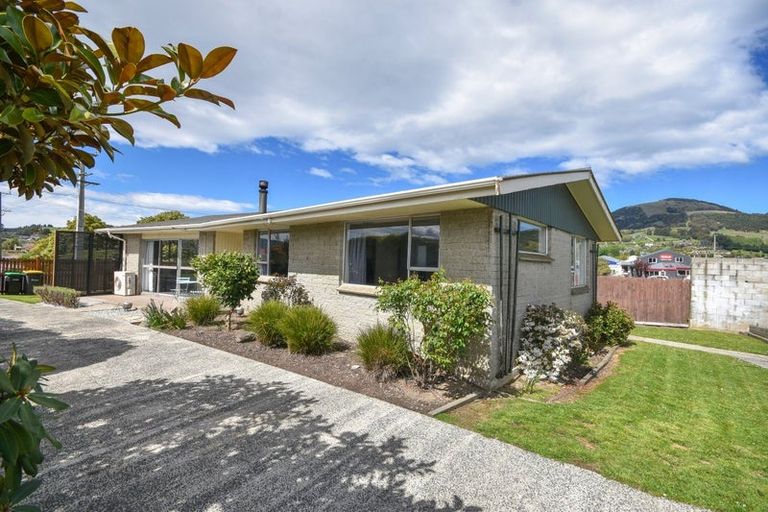 Photo of property in 1 Ashton Street, Mosgiel, 9024