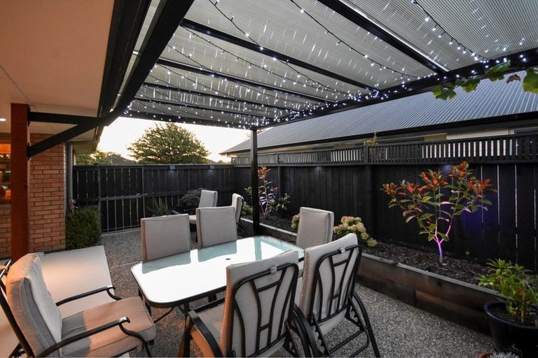 Photo of property in 42 Hagart-alexander Drive, Mosgiel, 9024