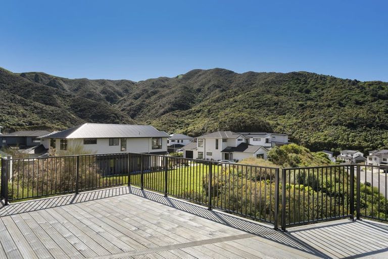 Photo of property in 23 Porokaiwhiri Street, Crofton Downs, Wellington, 6035