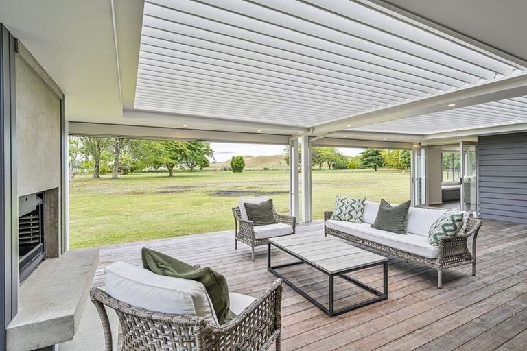 Photo of property in 664a Swamp Road, Puketapu, Napier, 4183