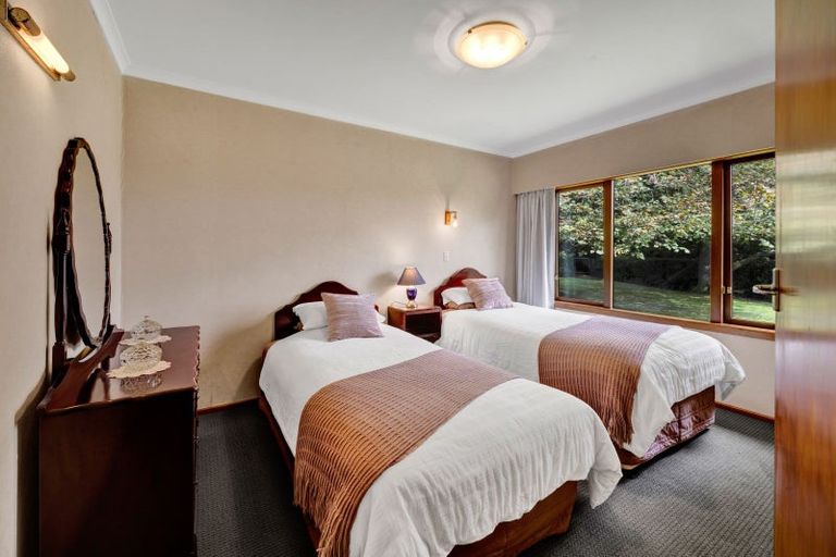 Photo of property in 485 Broadway, Stratford, 4393