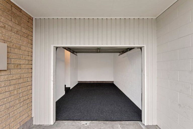 Photo of property in 1/6 Arran Crescent, Woolston, Christchurch, 8062