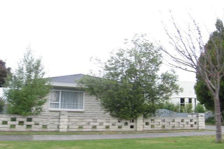 Photo of property in 2/12a Moeller Street, Taradale, Napier, 4112