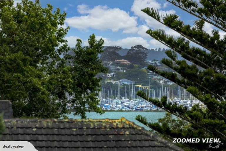 Photo of property in 1/744 Te Atatu Road, Te Atatu Peninsula, Auckland, 0610