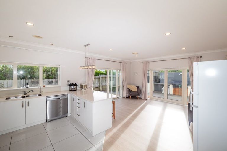 Photo of property in 24 Mauldeth Terrace, Churton Park, Wellington, 6037