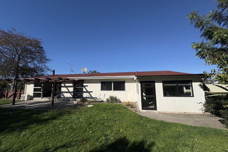 Photo of property in 39 Upham Crescent, Taradale, Napier, 4112