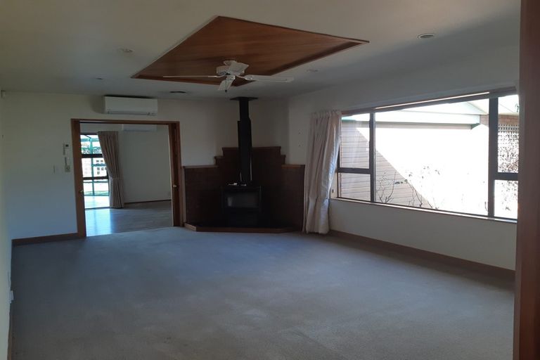 Photo of property in 35 Reading Street, Greytown, 5712