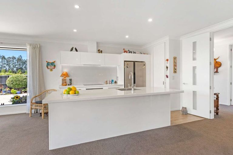 Photo of property in 5 New Creek Mews, Rolleston, 7614