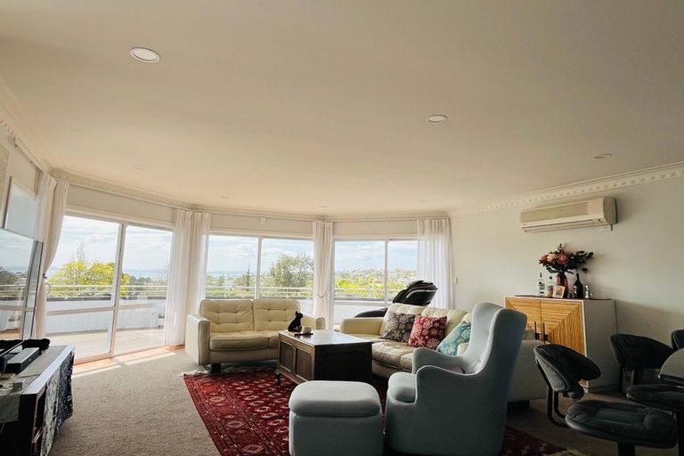 Photo of property in 21 Bleakhouse Road, Howick, Auckland, 2014