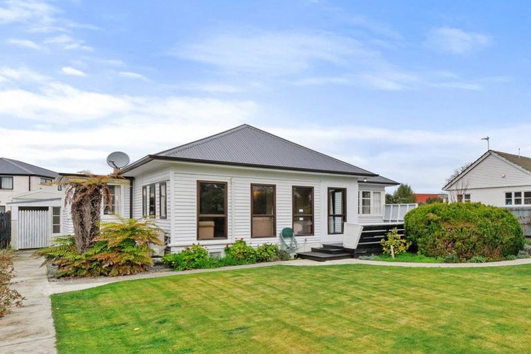 Photo of property in 113 Peverel Street, Riccarton, Christchurch, 8041