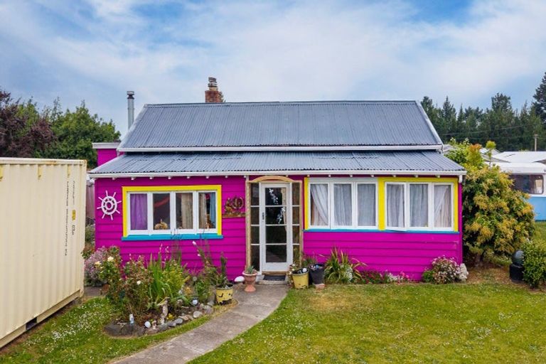 Photo of property in 9 Edward Street, Waimate, 7924