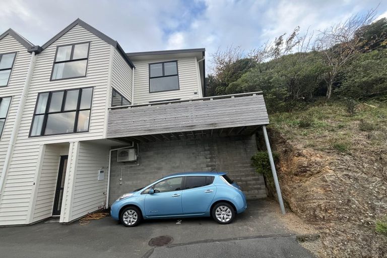Photo of property in 69u2 Sheridan Terrace, Johnsonville, Wellington, 6037