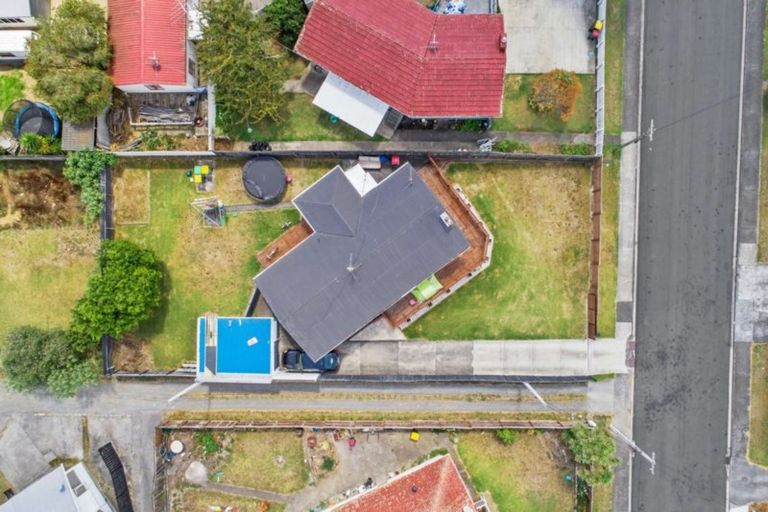 Photo of property in 33 Orion Street, Papakura, 2110