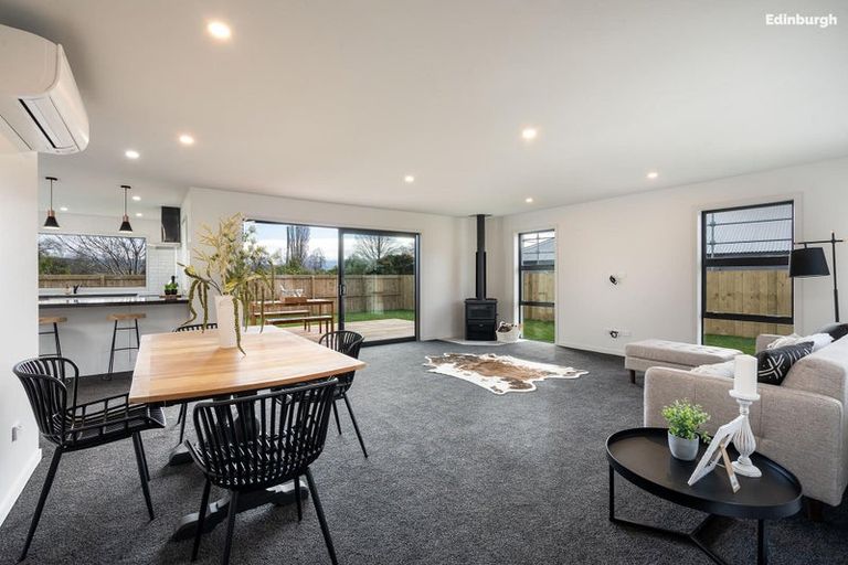 Photo of property in 2a Margate Street, Waihola, Milton, 9073